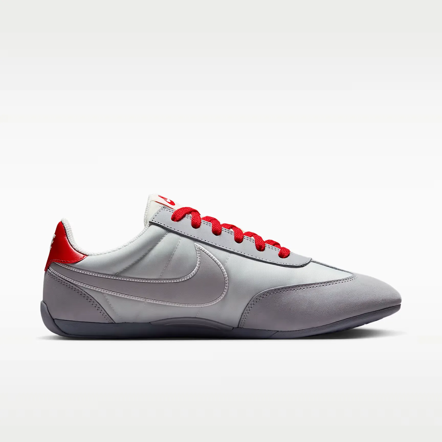 000000_Nike-Sprint-Sister-WMNS_Wolf-Grey_IV5668-002_img2