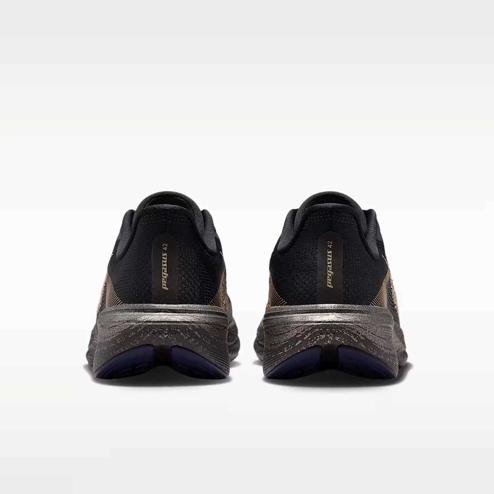 000000_Nike-Air-Zoom-Pegasus-42-WMNS_Keely-Hodgkinson_IR7192-001_img5