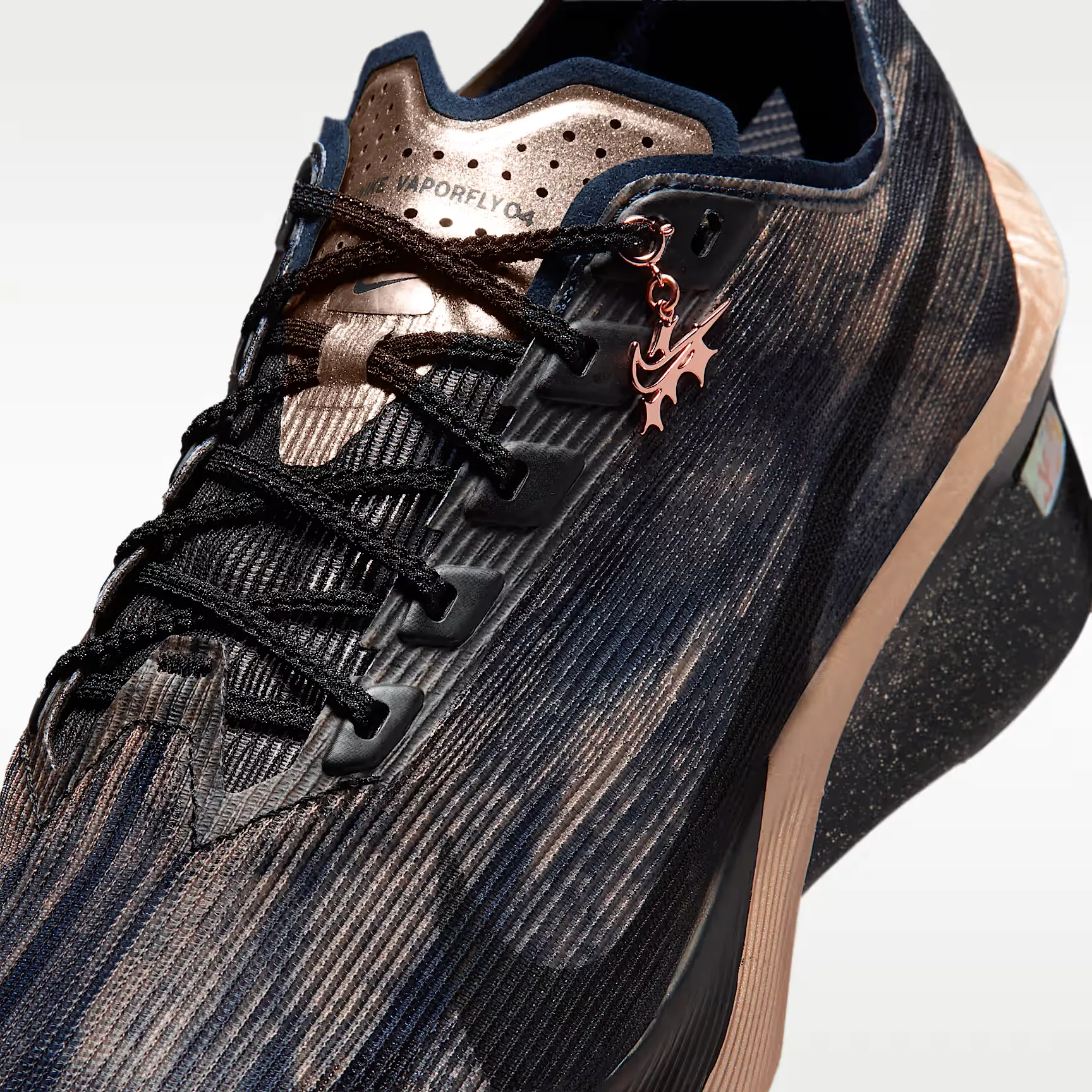 000000_Nike-Vaporfly-4-WMNS_Pencil-Point-Black-Blue-Eclipse_IR7194-001_img6