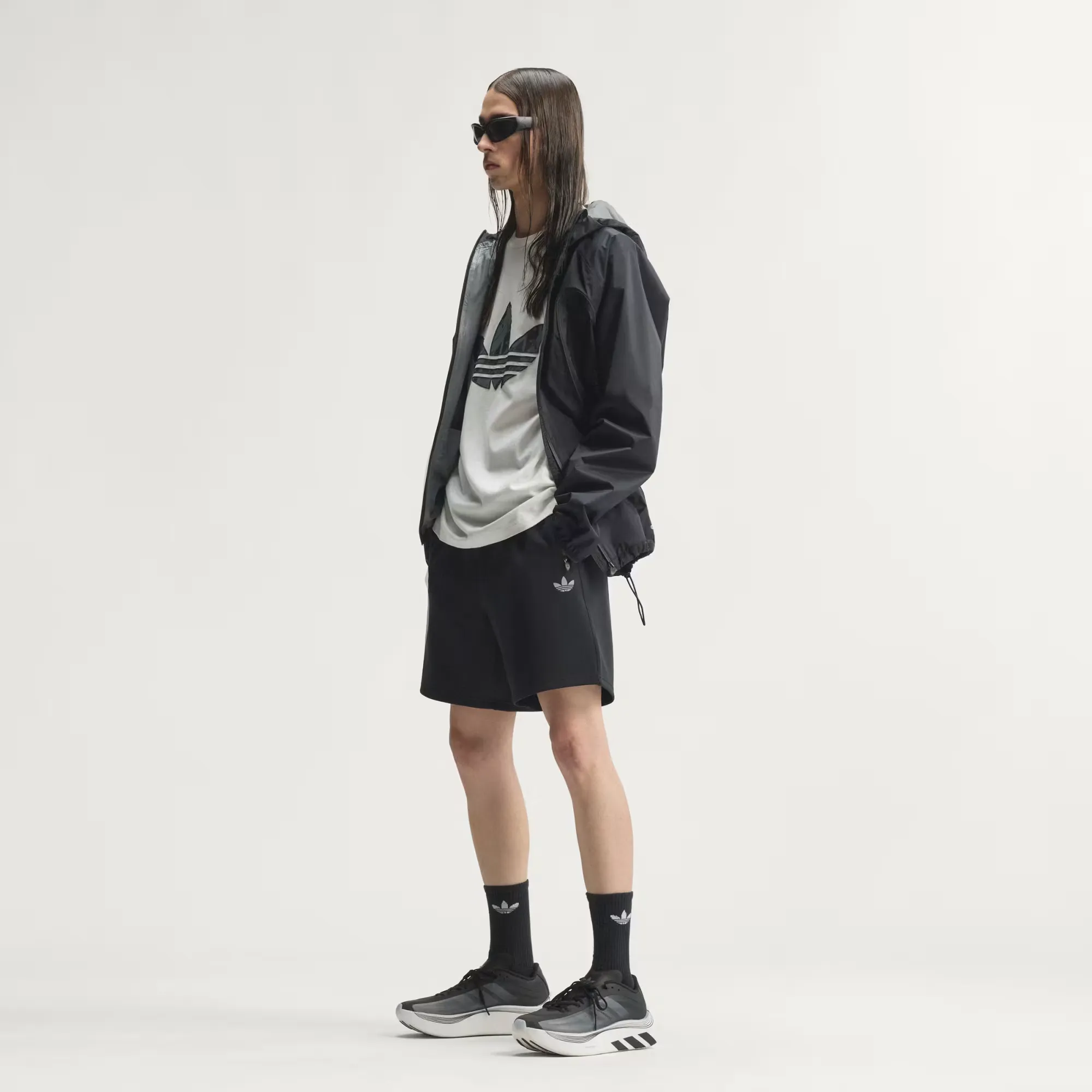 000000_adidas-Hyperboost-EPHR-LT_Core-Black-Footwear-White_KZ8508_img2