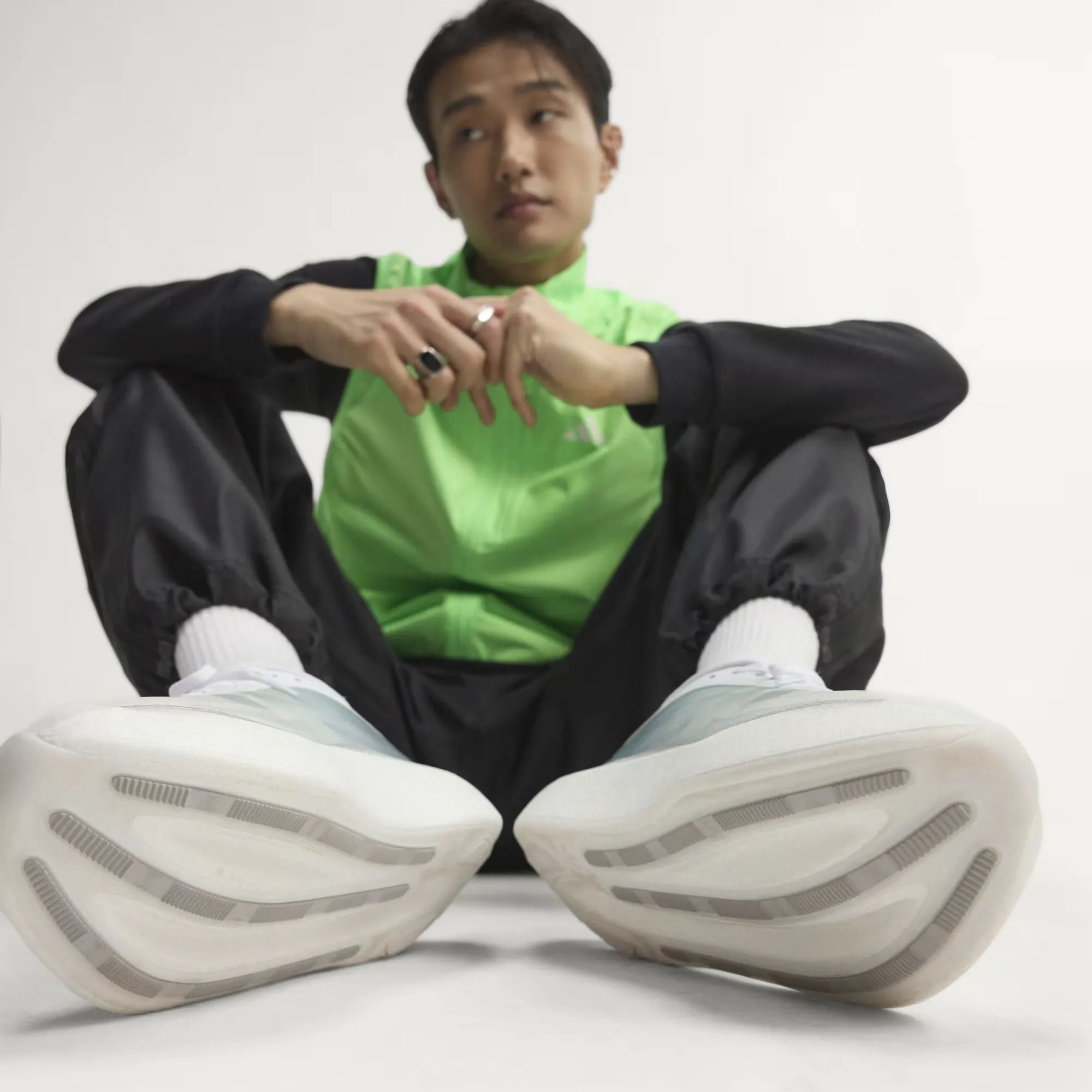 000000_adidas-Hyperboost-EPHR-LT_Cloud-White-Silver-Metallic_KZ8507_img6
