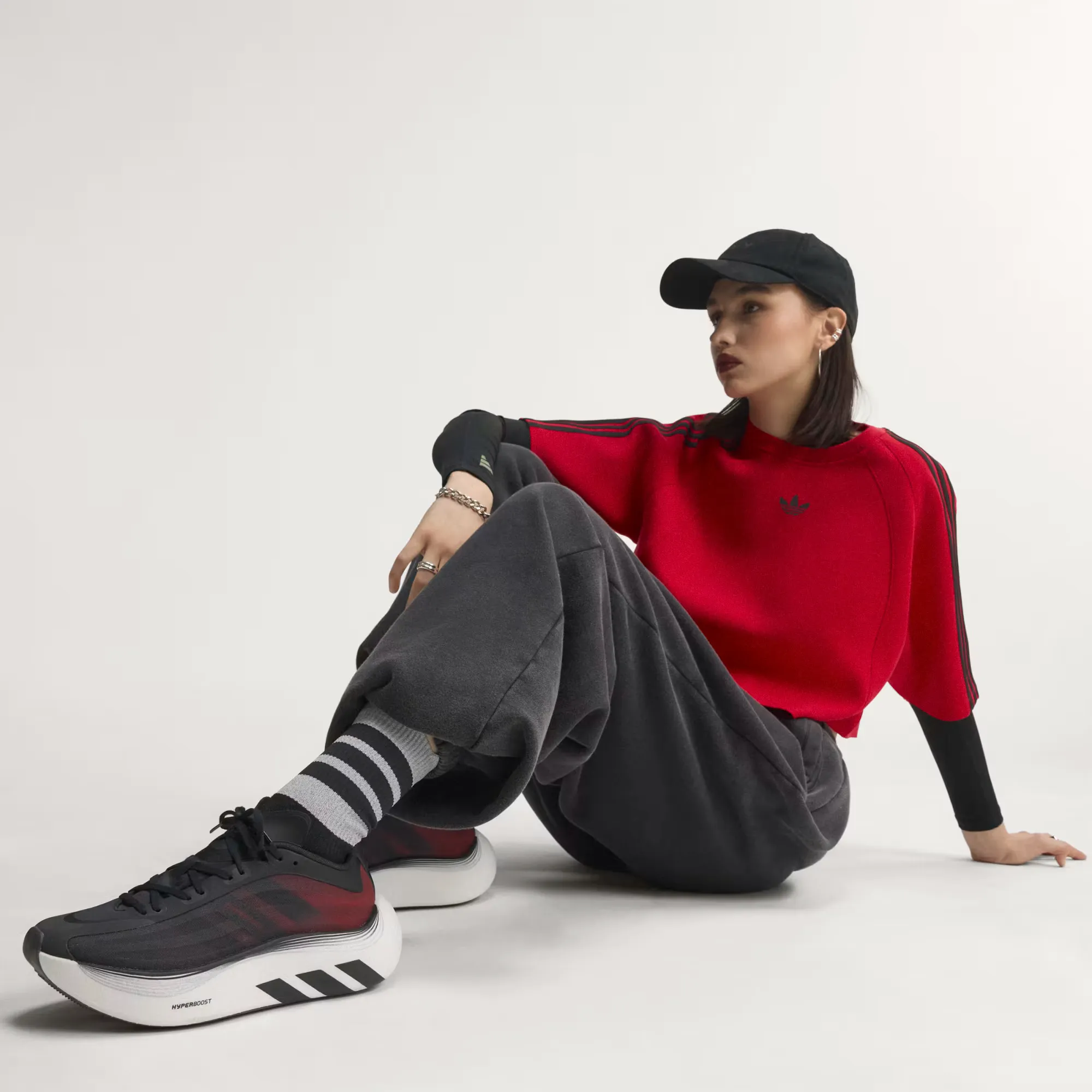 000000_adidas-Hyperboost-EPHR-LT_Core-Black-Solar-Red_KZ8509_img1