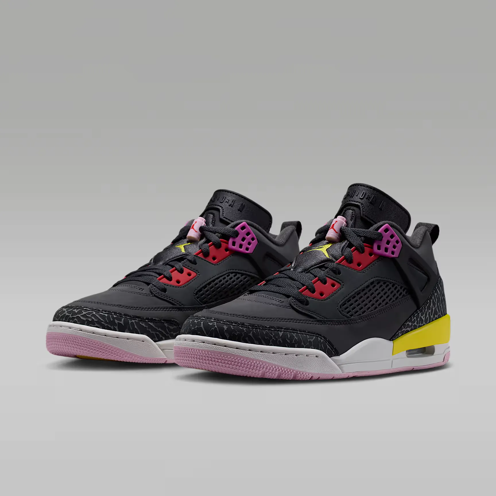 000000_Jordan-Spizike-Low_Anthracite-University-Red_FQ1759-013_img4