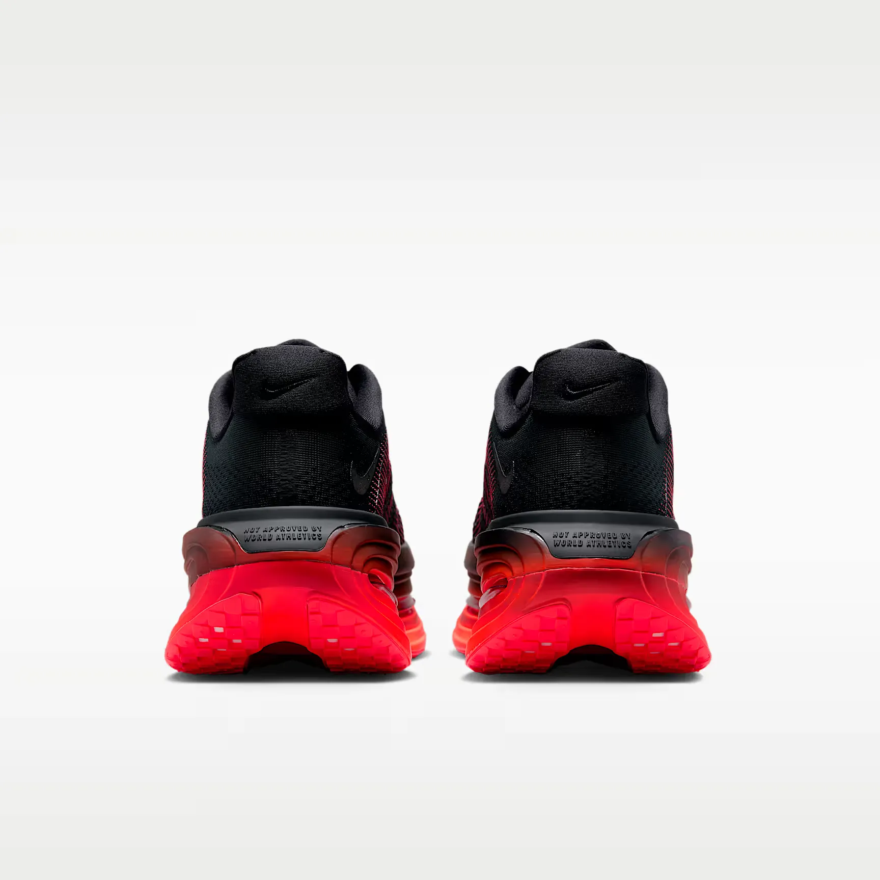 000000_Nike-Vomero-Premium_Black-Bright-Crimson_HQ2050-002_img5