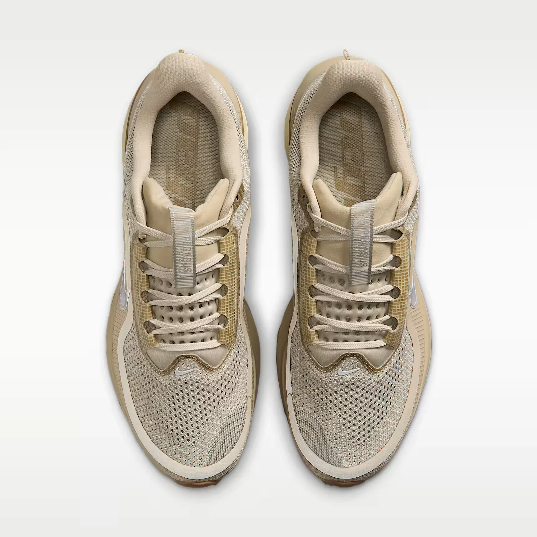000000_Nike-Pegasus-Premium_Desert-Khaki-Metallic-Silver_IM8342-200_img3