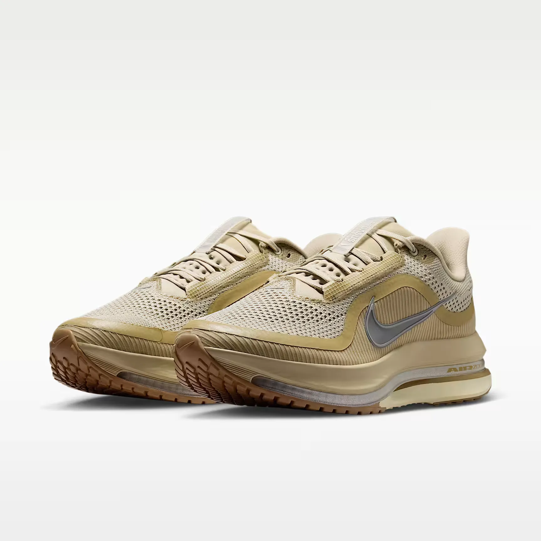 000000_Nike-Pegasus-Premium_Desert-Khaki-Metallic-Silver_IM8342-200_img4