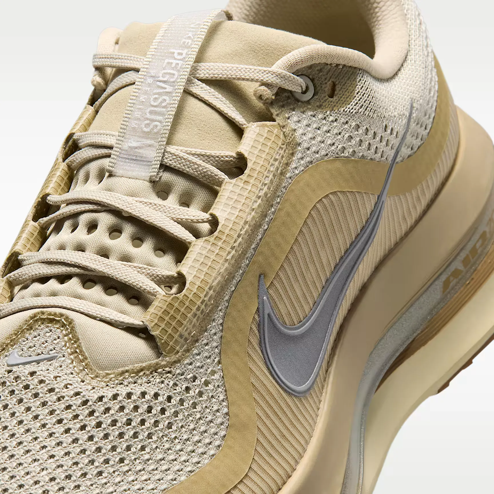 000000_Nike-Pegasus-Premium_Desert-Khaki-Metallic-Silver_IM8342-200_img6