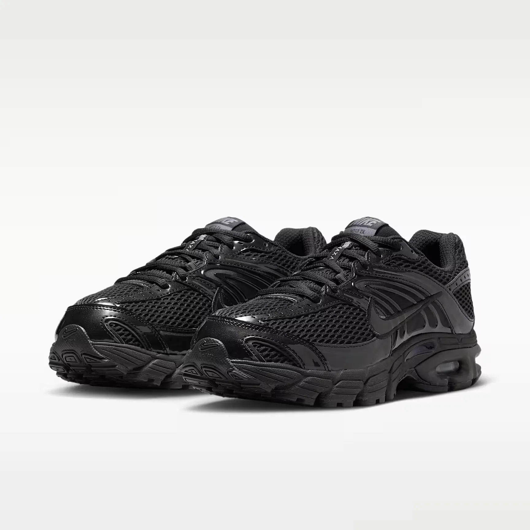 000000_Nike-Air-Max-Moto-2K-WMNS_Black-Iron-Grey_HQ2056-012_img4