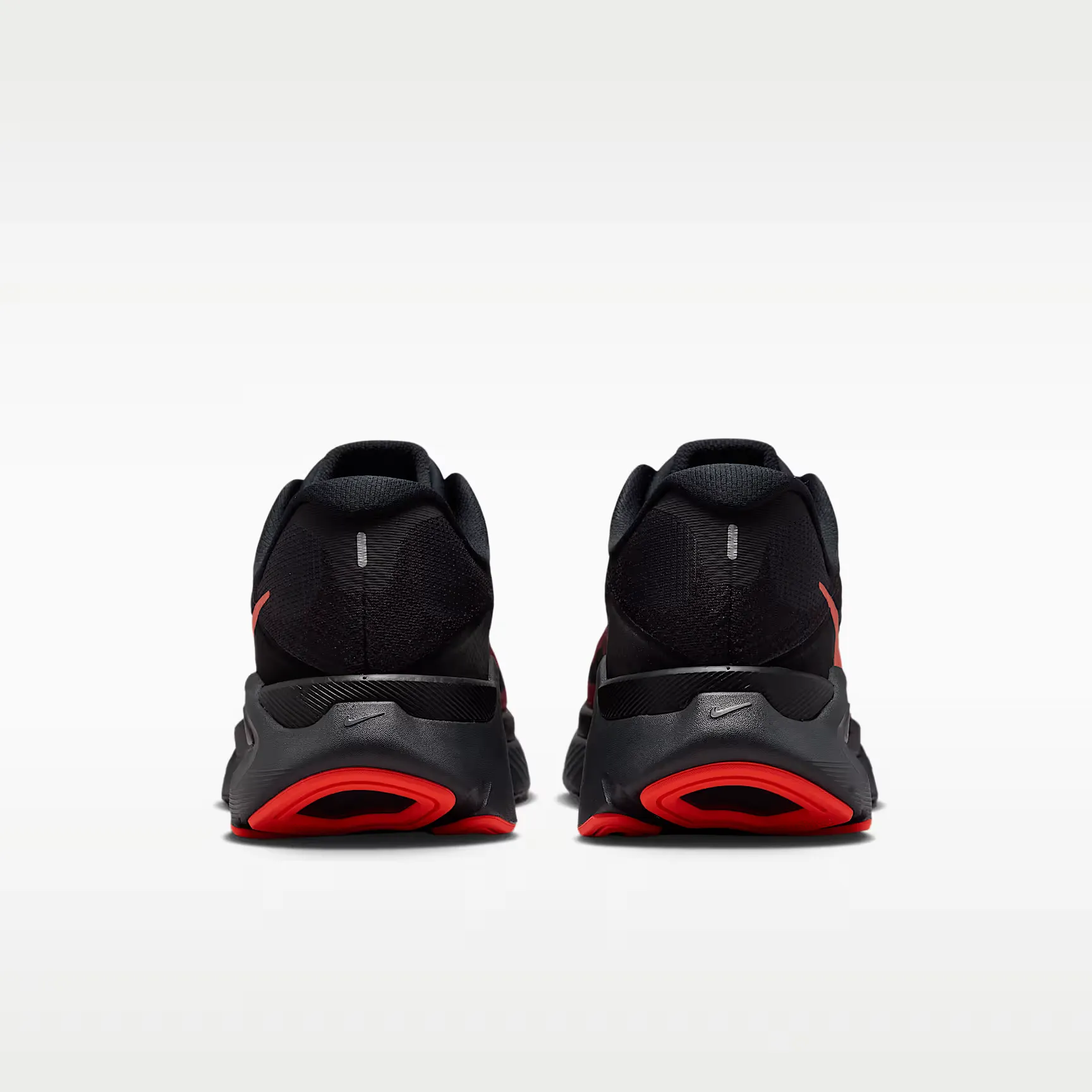 000000_Nike-Structure-Plus_Black-University-Red_HQ3048-005_img5
