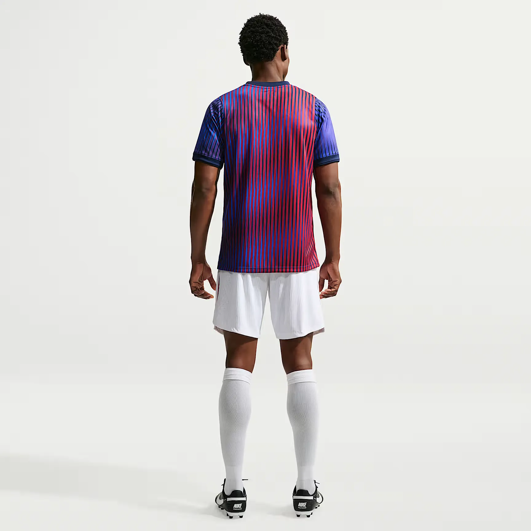 000000_Nike-Dri-FIT-Paris-Saint-Germain-Pre-Match-Top_College-Navy_IQ6913-420_img4