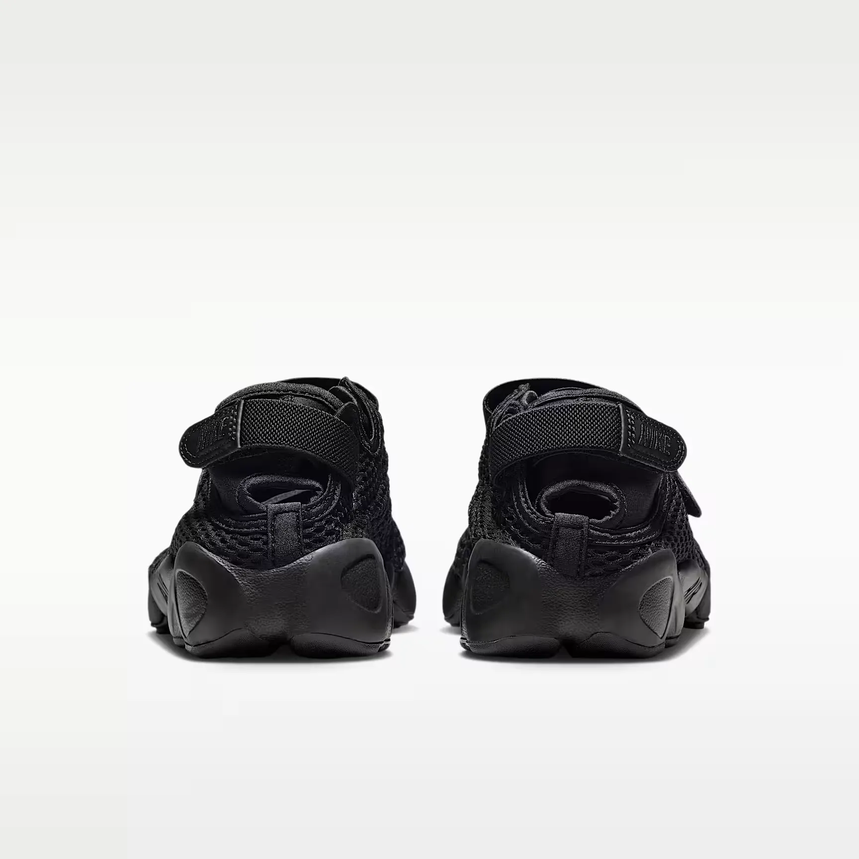 000000_Nike-Air-Rift-WMNS_Black_IW8074-001_img5