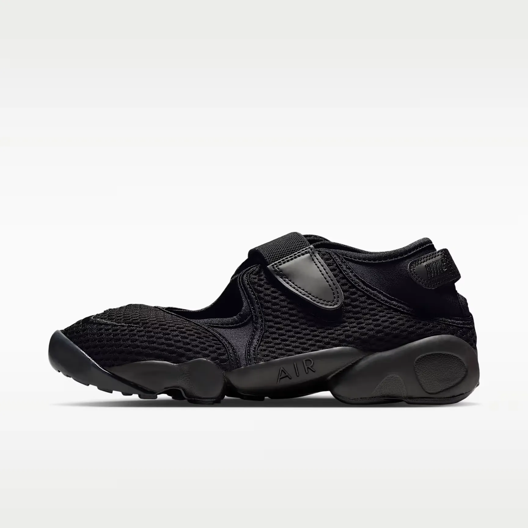 000000_Nike-Air-Rift-WMNS_Black_IW8074-001_img0