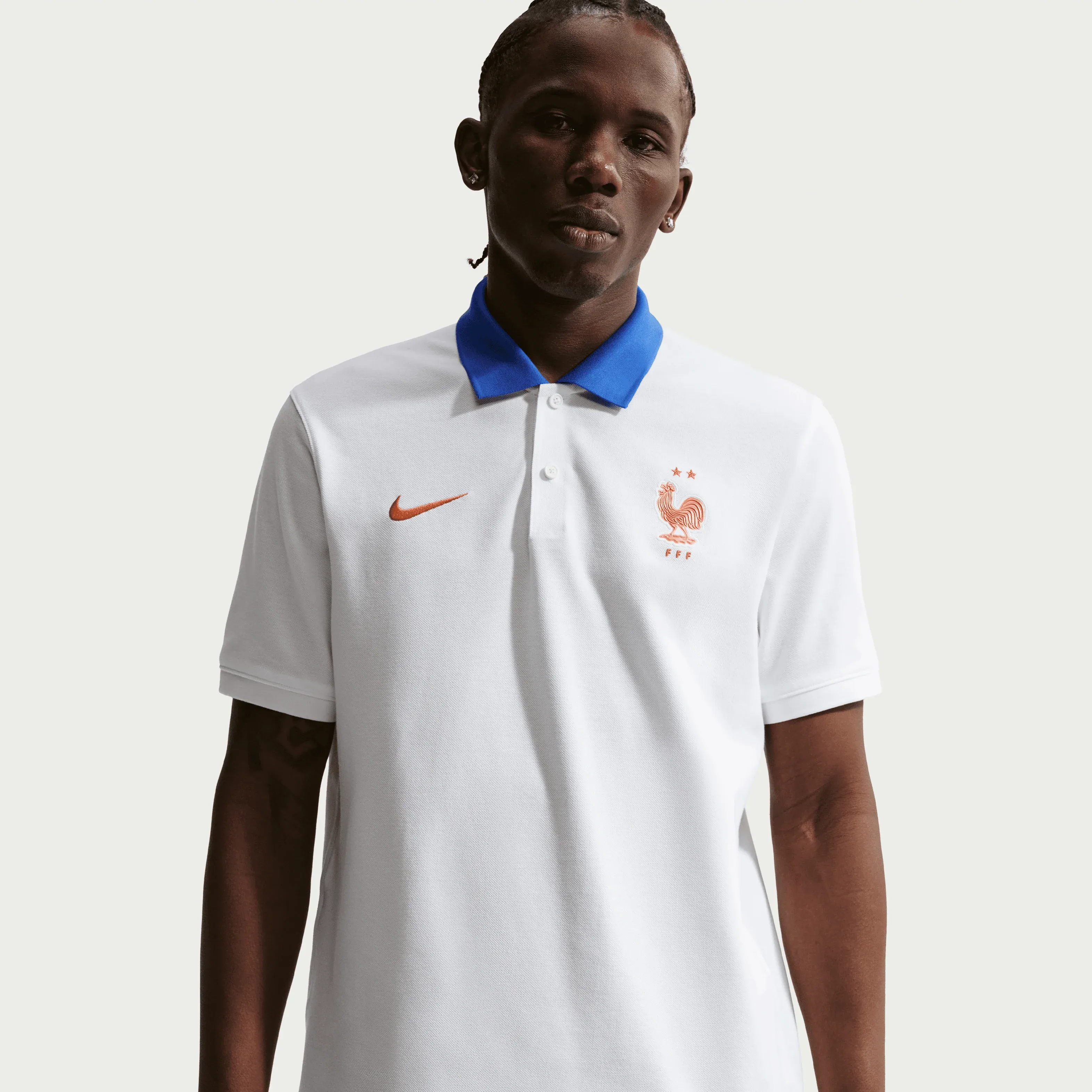 000000_Nike-Dri-FIT-FFF-The-Nike-Polo_White-Game-Royal_IQ6429-100_img2