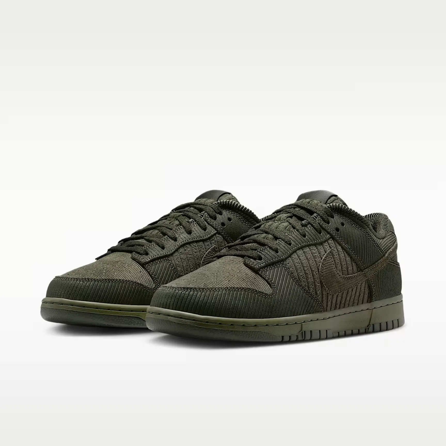 000000_Nike-Dunk-Low-Retro-Premium_Cargo-Khaki_IB7746-300_img4