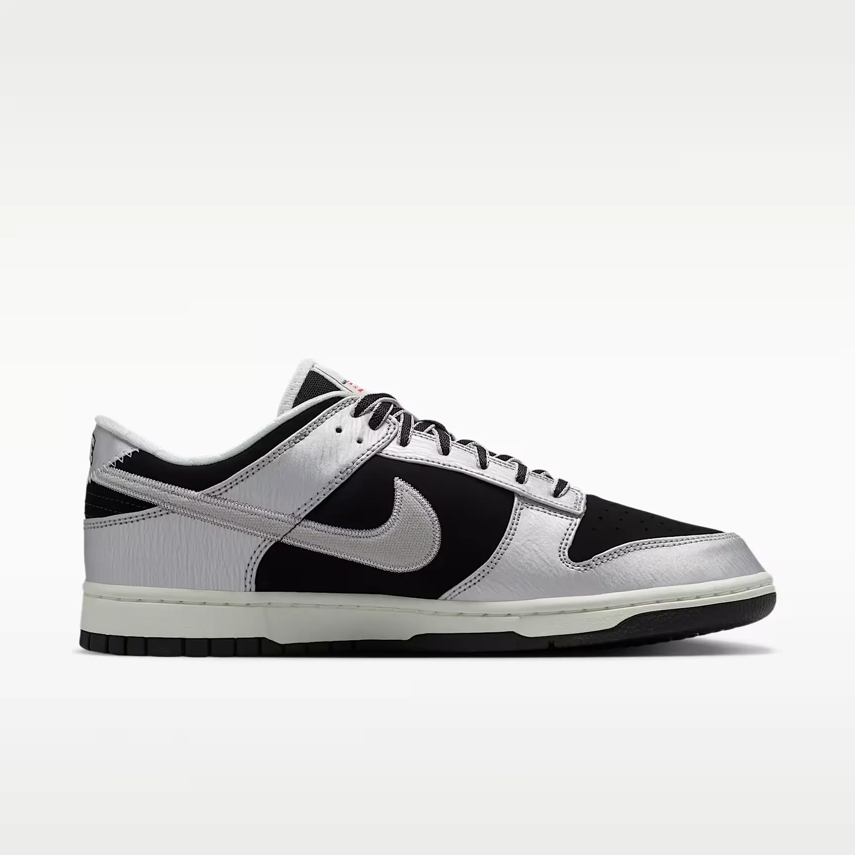 000000_Nike-Dunk-Low-Retro_Metallic-Silver-Black_IM4413-001_img2