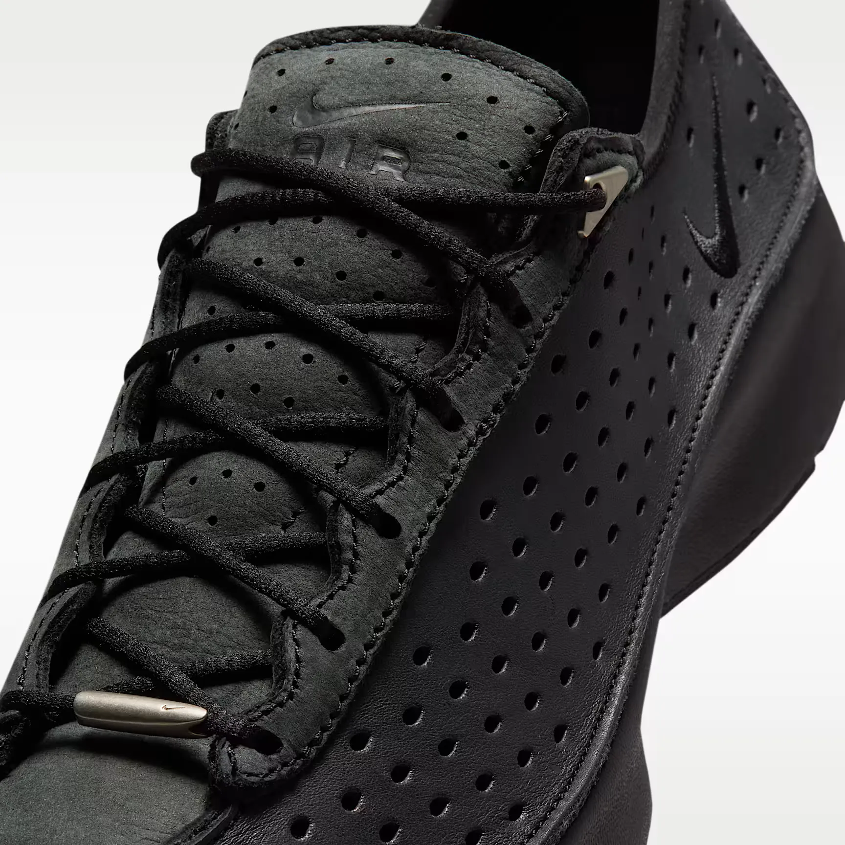 000000_Nike-Air-Superfly-WMNS_Triple-Black_II5345-001_img6