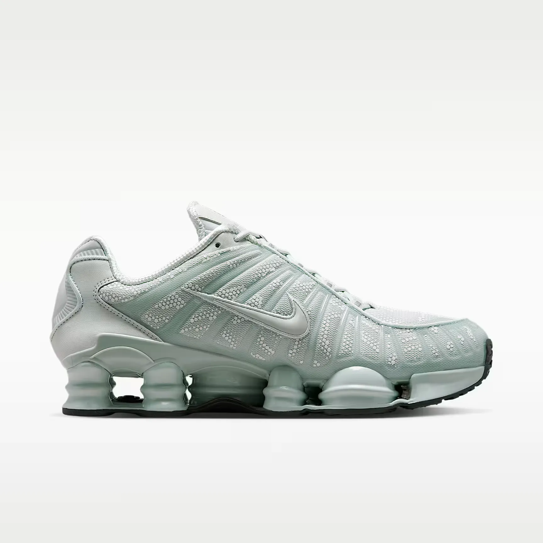 000000_Nike-Shox-TL_Light-Silver-Newsprint_IM4687-002_img2