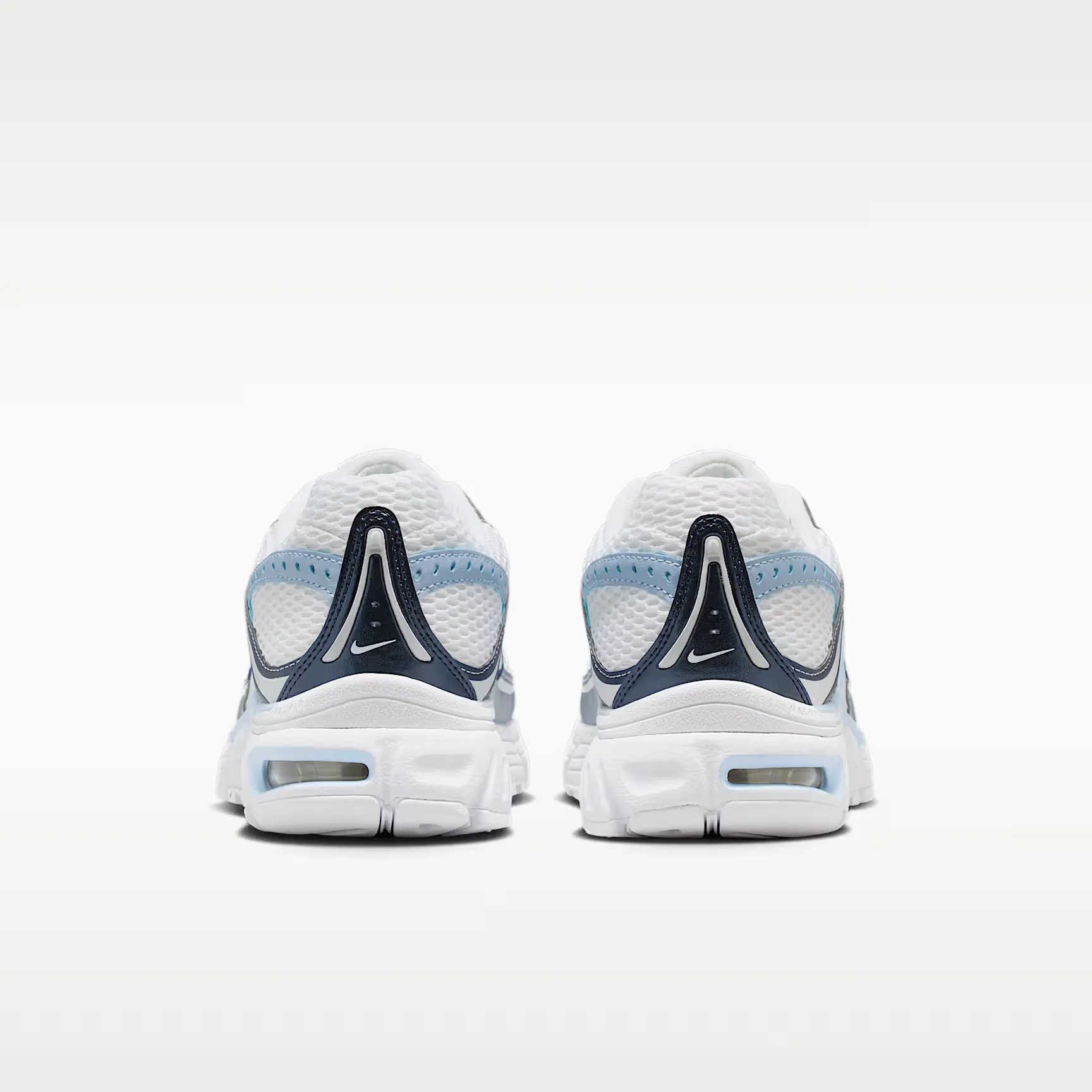 000000_Nike-Air-Max-Moto-2K-WMNS_White-Metallic-Silver_IH7803-100_img5