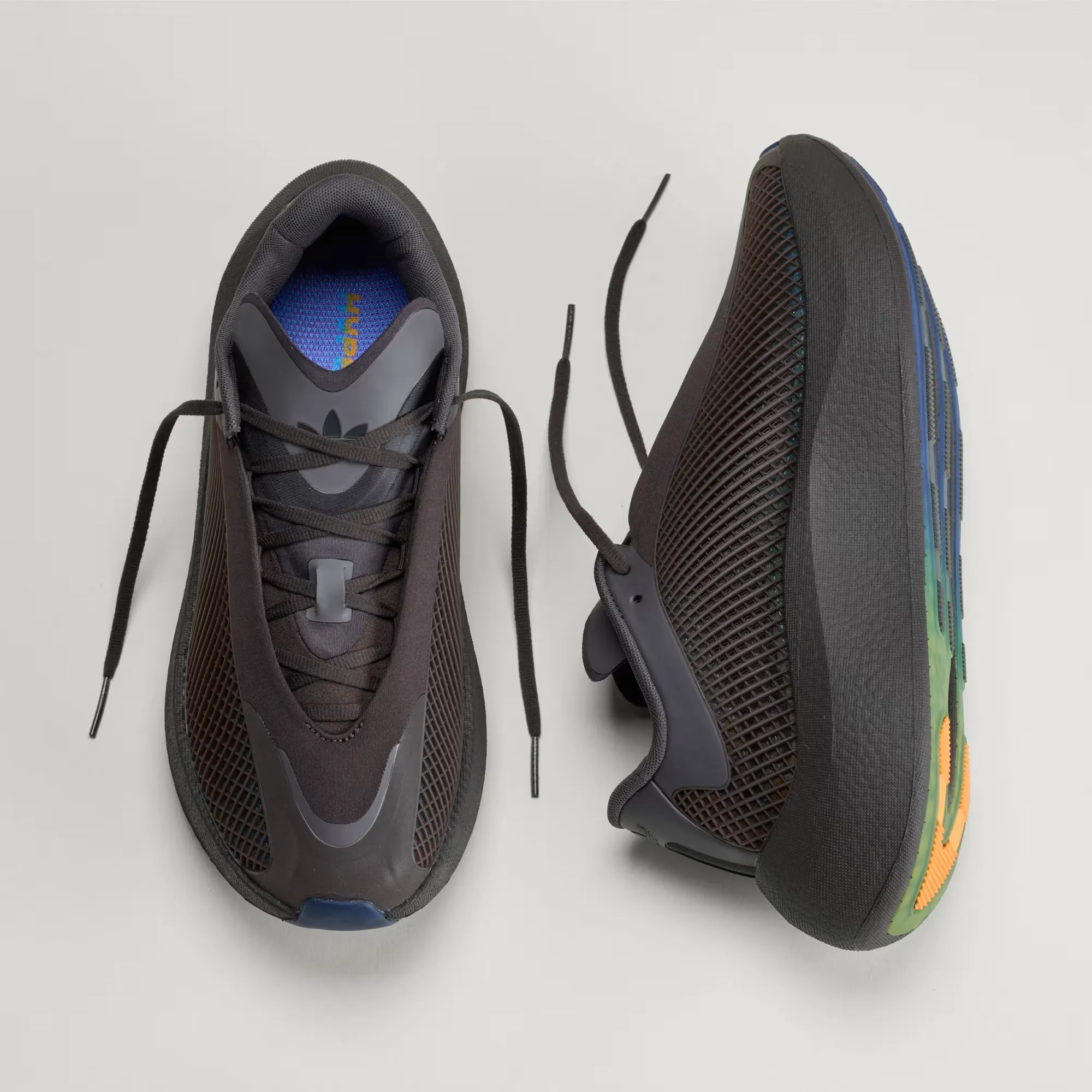 000000_adidas-Hyperboost-EPHR_Night-Brown-Utility-Black_LA5973_img3