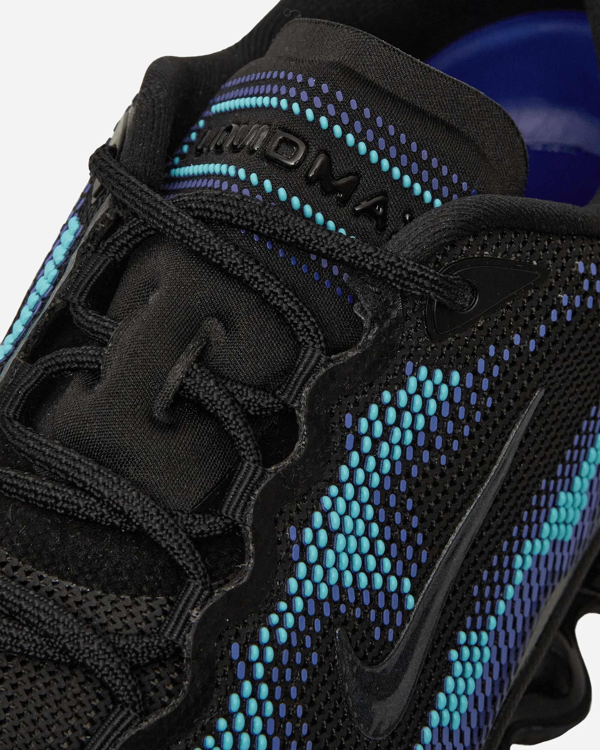 000000_Nike-Air-Liquid-Max_Black-Radiant-Blue-Sapphire_IQ7634-004_img5