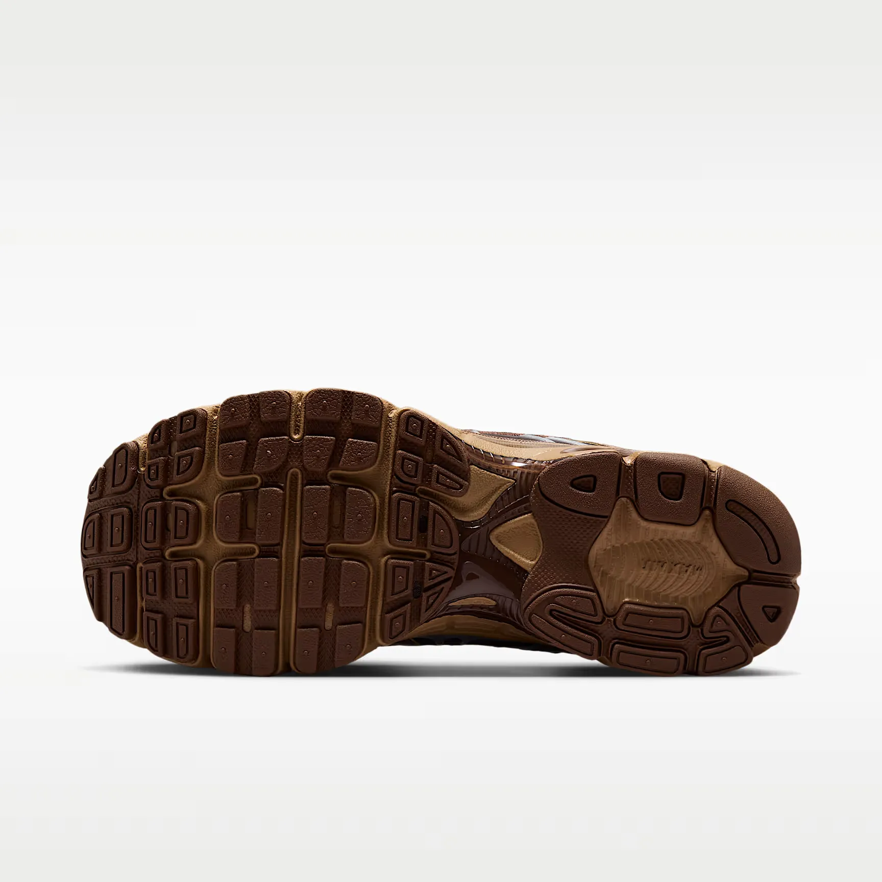 000000_Nike-Air-Max-Moto-2K-WMNS_Light-British-Tan-Cacao-Wow_HQ2056-202_img1