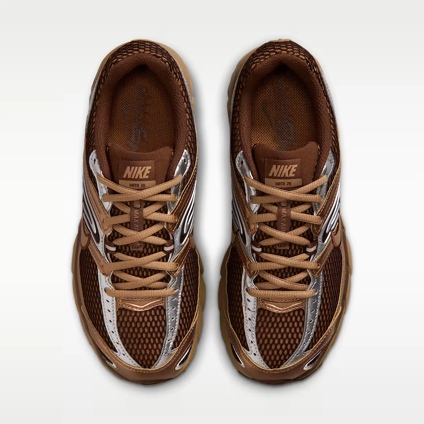 000000_Nike-Air-Max-Moto-2K-WMNS_Light-British-Tan-Cacao-Wow_HQ2056-202_img3