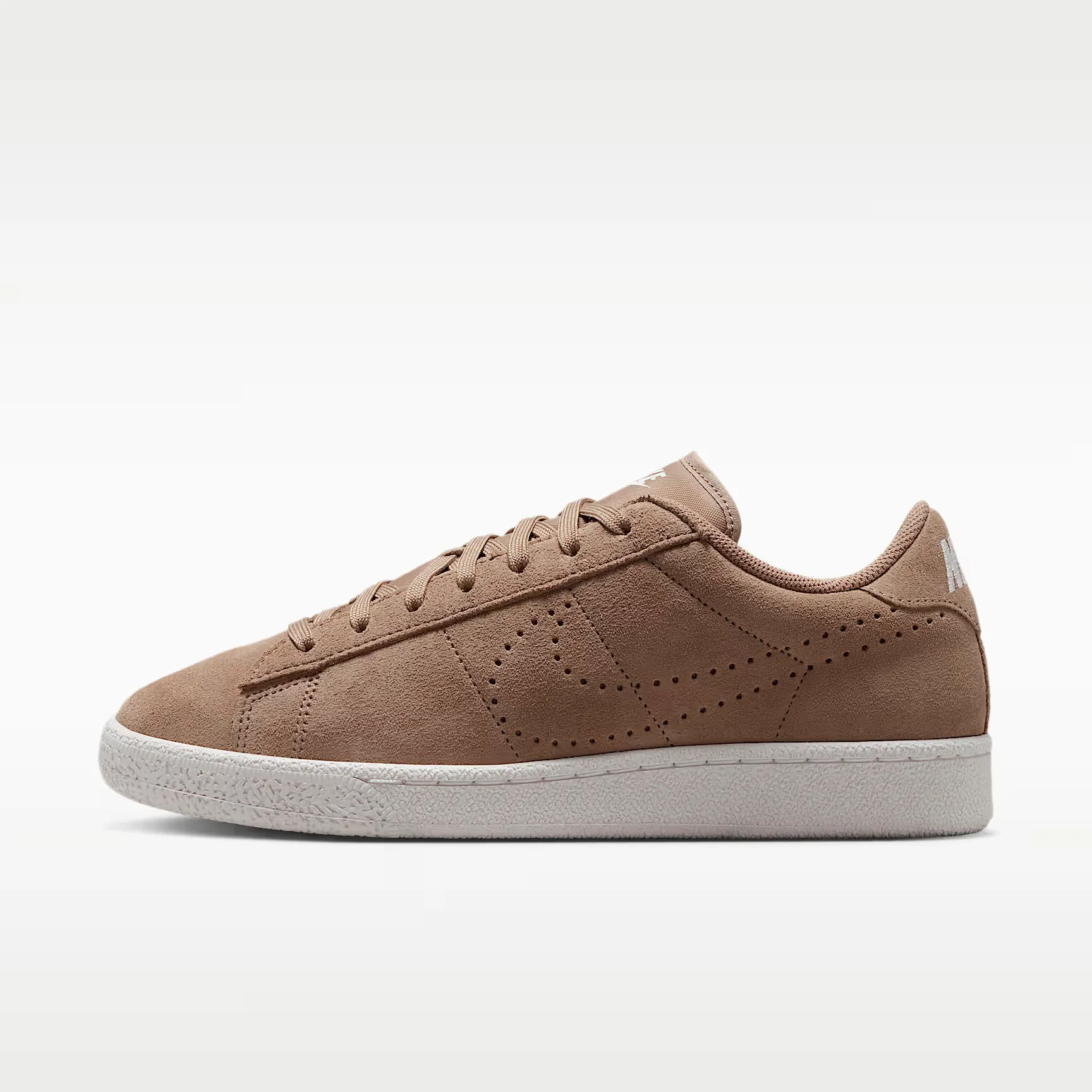 000000_Nike-Tennis-Classic-WMNS_British-Khaki-Sail_IQ7388-200_img0