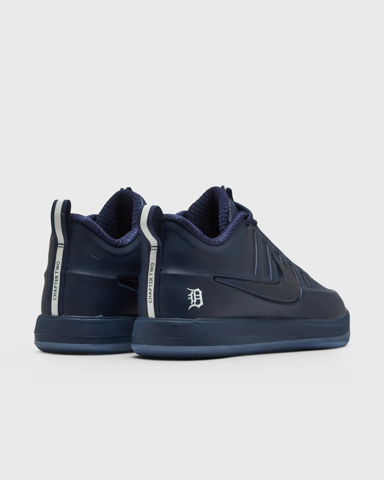 000000_Nike-Book-2-SE_Detroit-Tigers_IM4667-400_img3