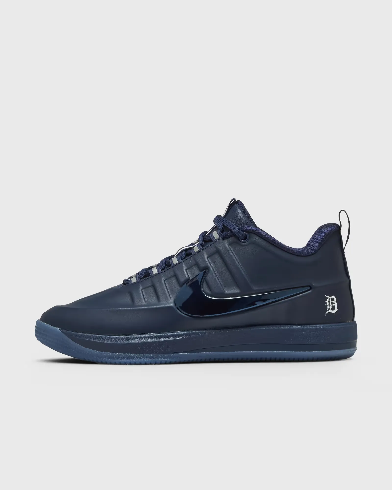 000000_Nike-Book-2-SE_Detroit-Tigers_IM4667-400_img0