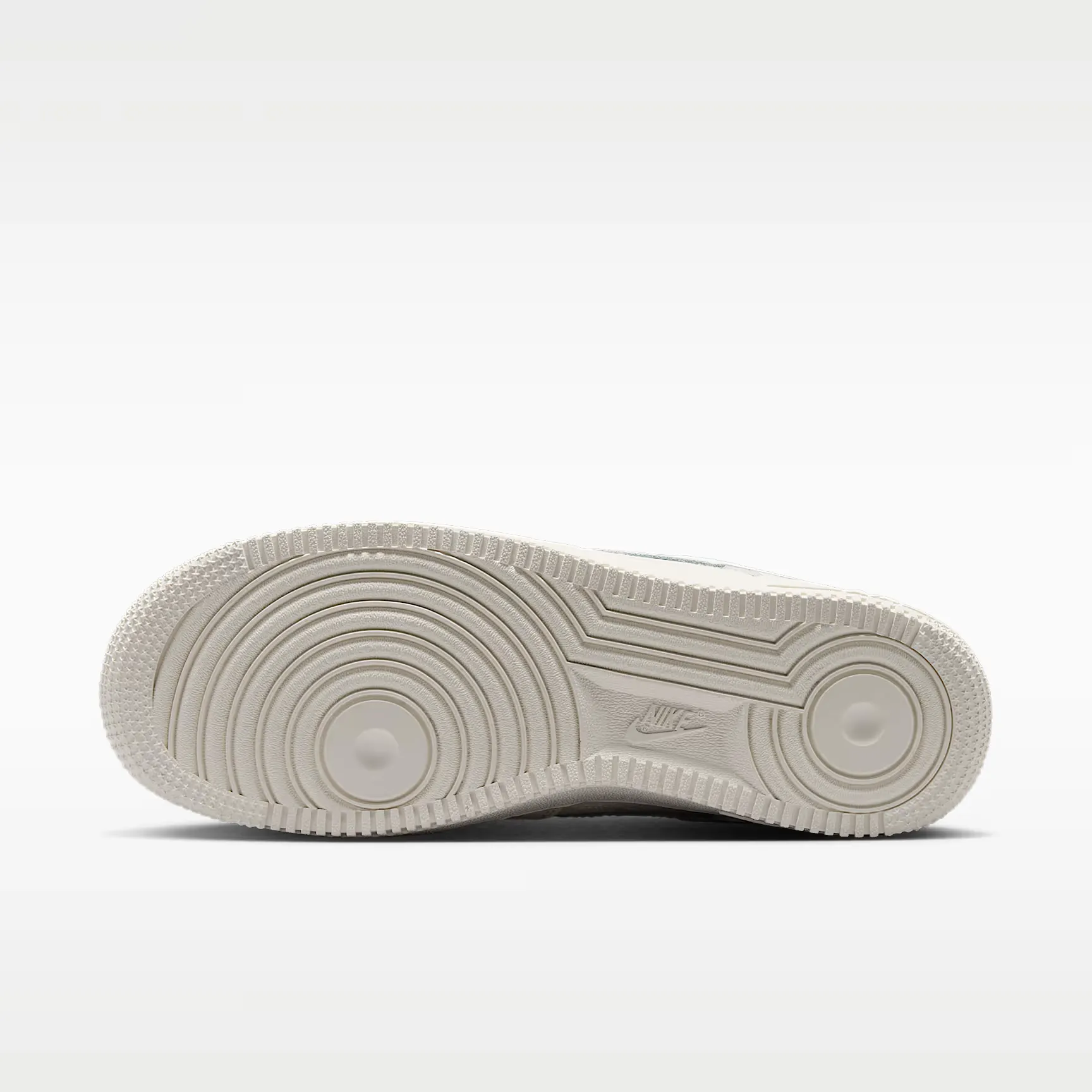 000000_Nike-Air-Force-1-'07-WMNS_Sail_IO4842-100_img1