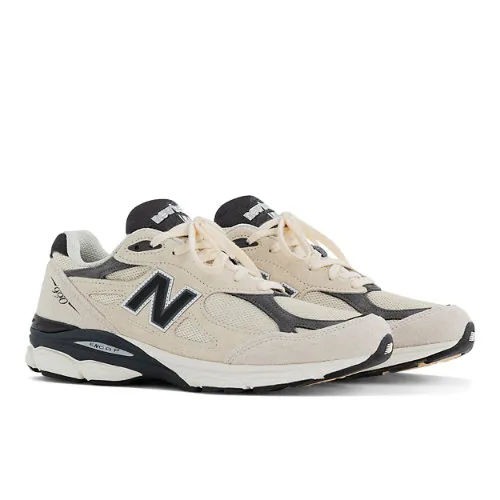 DBD1C7_New-Balance-990V3-Made-In-USA_MOONBEAM_M990AD3_img0