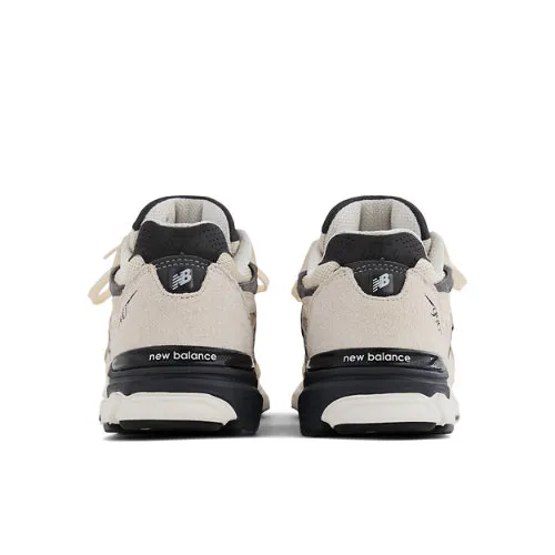 DBD1C7_New-Balance-990V3-Made-In-USA_MOONBEAM_M990AD3_img2