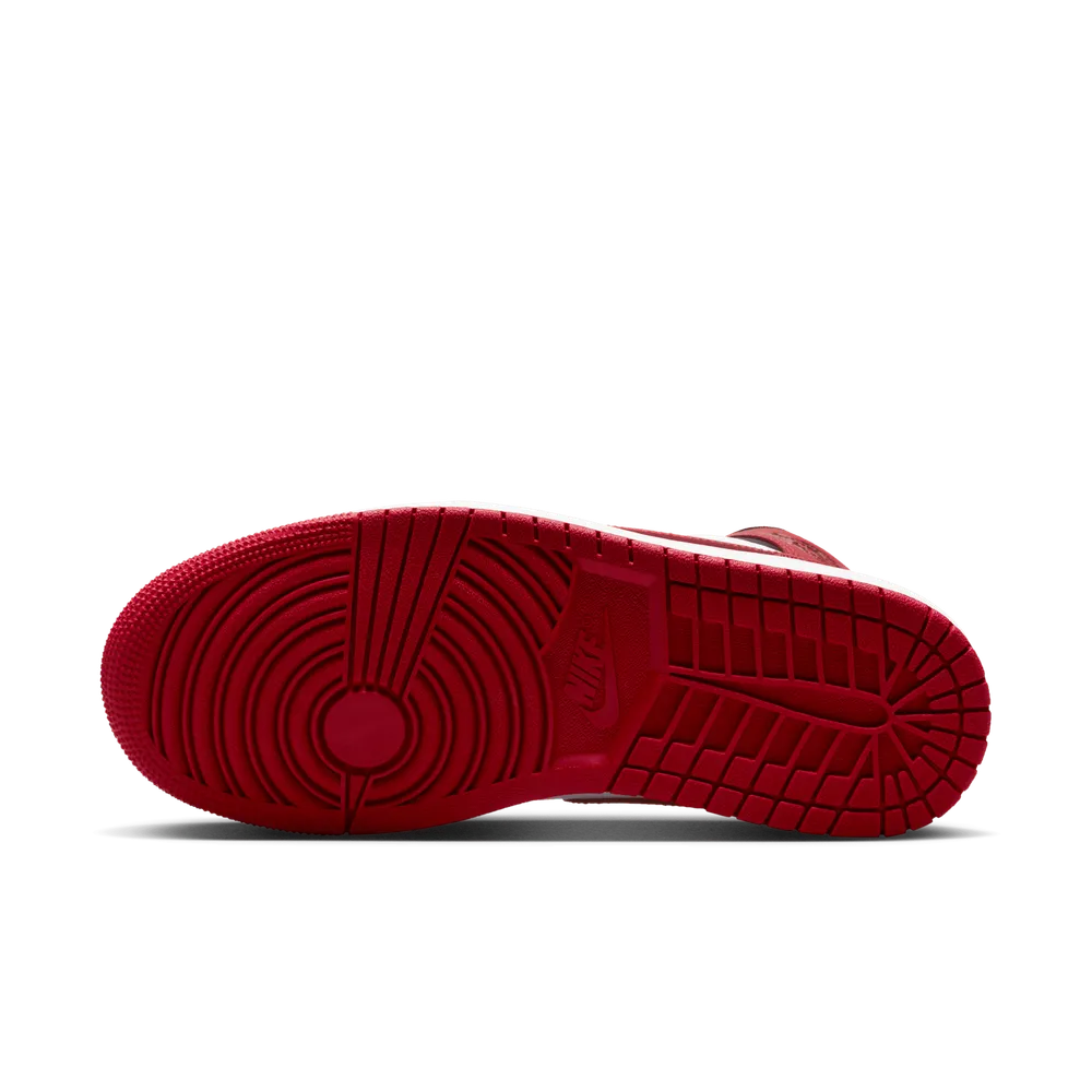 7C1B22_Air-Jordan-1-Mid-WMNS_ALTERNATE-BRED-TOE_BQ6472-079_img2
