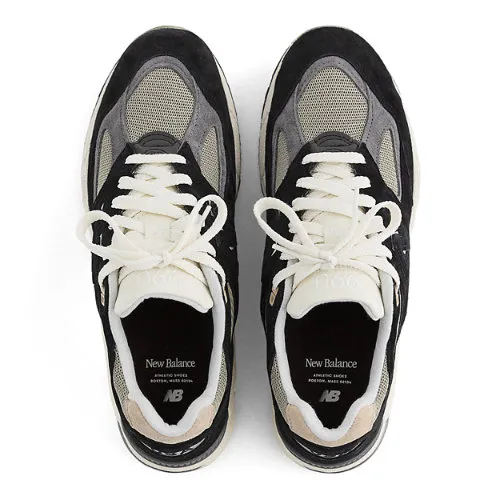 080808_New-Balance-990V2-Made-In-USA_BLACK_M990TE2_img1