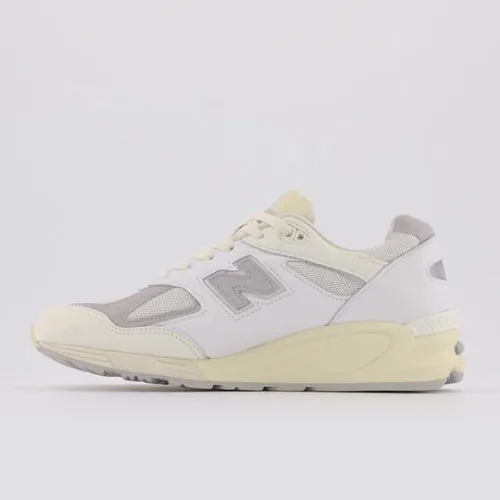 CDCDC4_New-Balance-990V2-Made-In-USA_SEA-SALT_M990TC2_img1