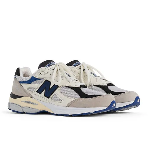 0D2442_New-Balance-990V3-Made-In-USA_WHITE-BLUE_M990WB3_img0