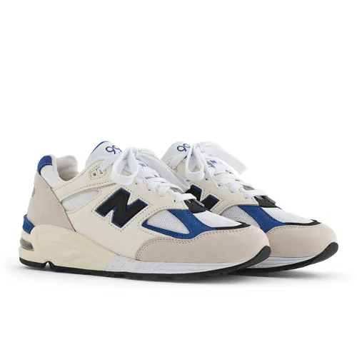 2C578D_New-Balance-990V2-Made-In-USA_WHITE-BLUE_M990WB2_img0