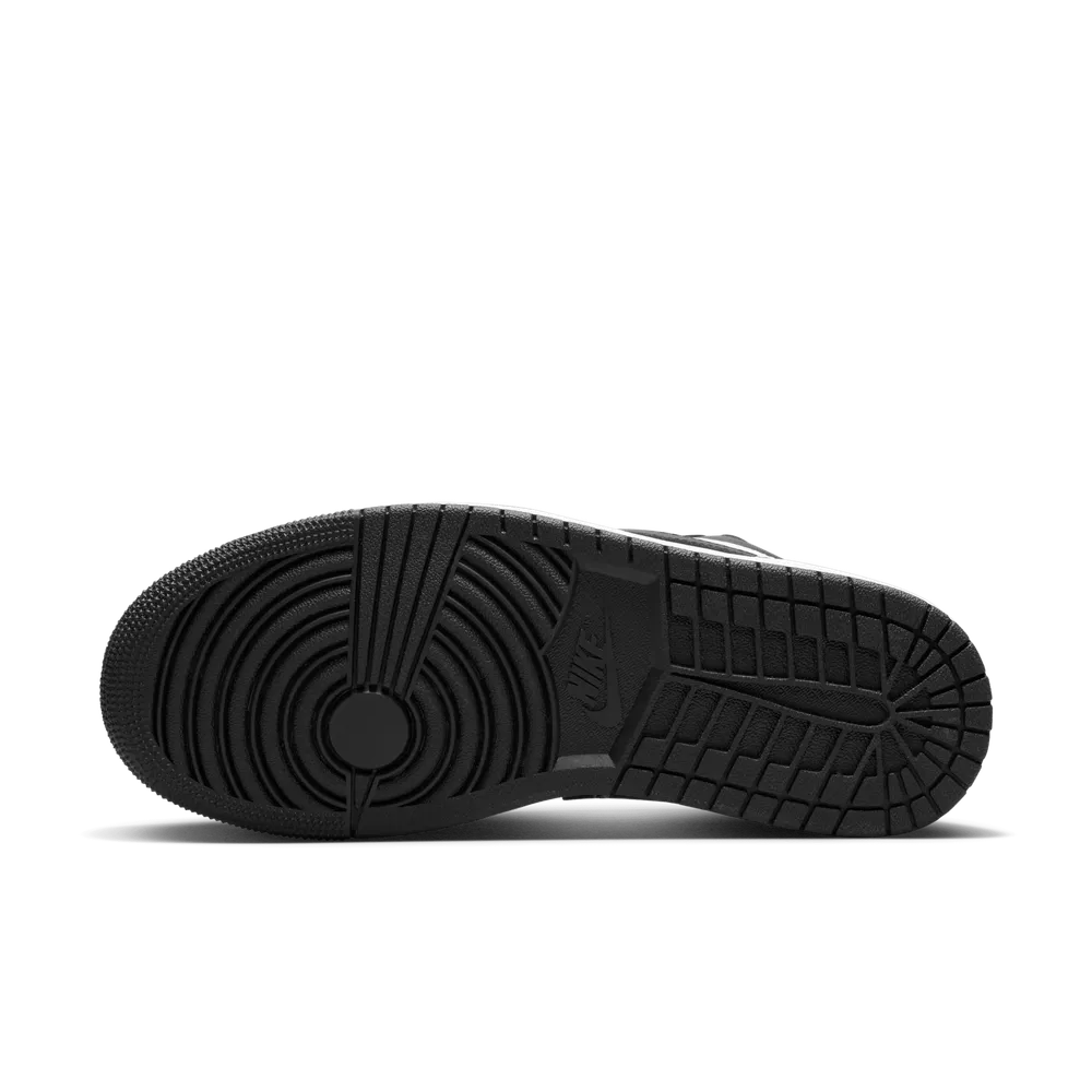 0E0E0E_Air-Jordan-1-Low-WMNS_PANDA_DC0774-101_img2