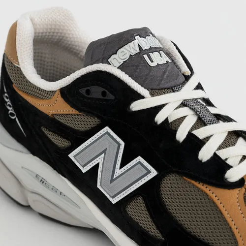 B37640_New-Balance-990V3-Made-In-USA_BLACK-TAN_M990BB3_img3