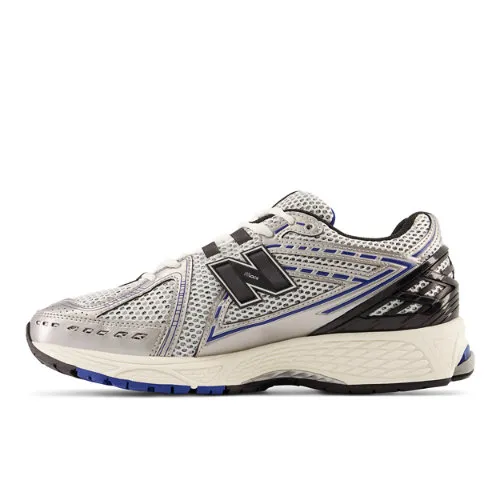 0A5388_New-Balance-1906R_SILVER-METALLIC_M1906RCD_img2