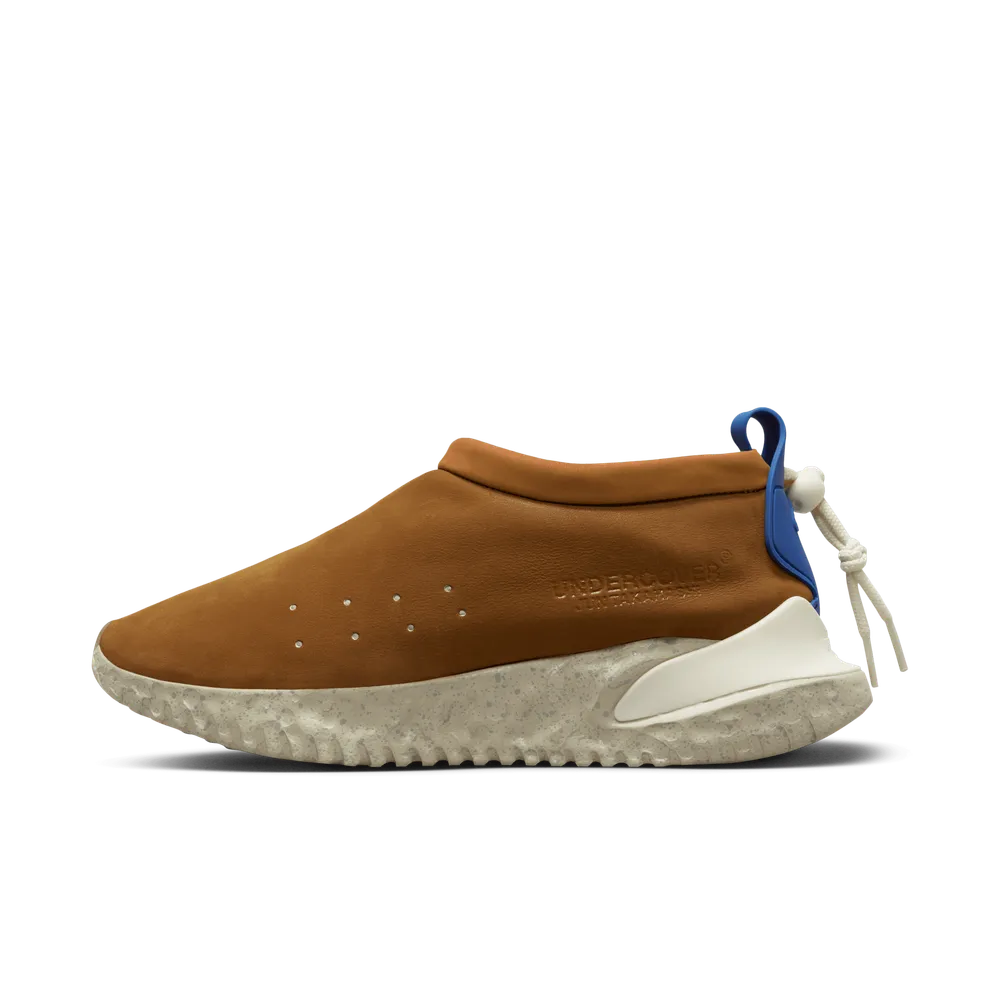 764F28_UNDERCOVER-x-Nike-Moc-Flow-SP_ALE-BROWN_DV5593-201_img0
