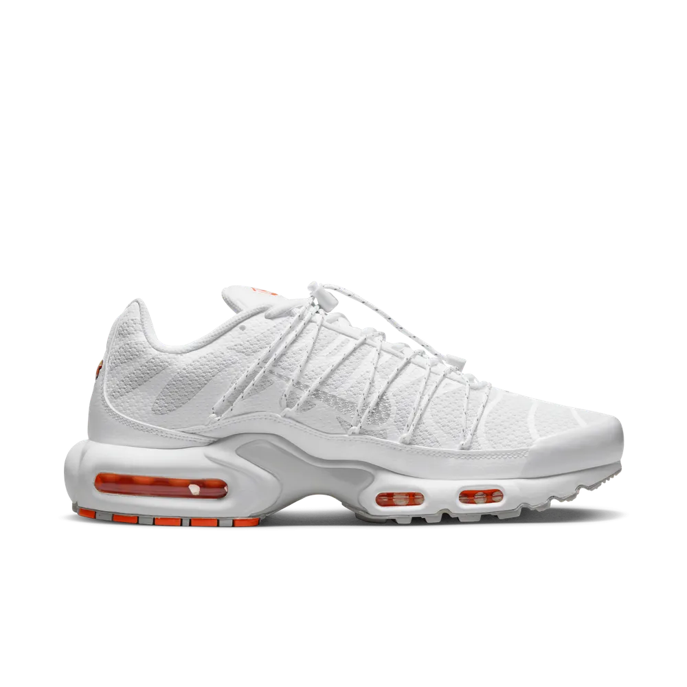 CECECE_Nike-Air-Max-Plus-Utility_WHITE-SAFETY-ORANGE_FJ4232-100_img3