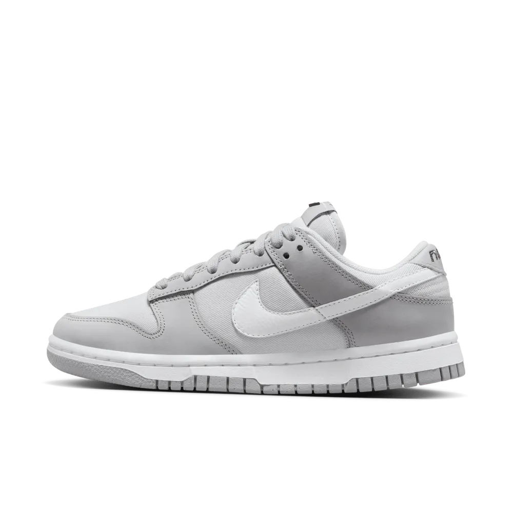 A3A3A3_Nike-Dunk-Low-WMNS_LIGHT-SMOKE-GREY_FB7720-002_img0
