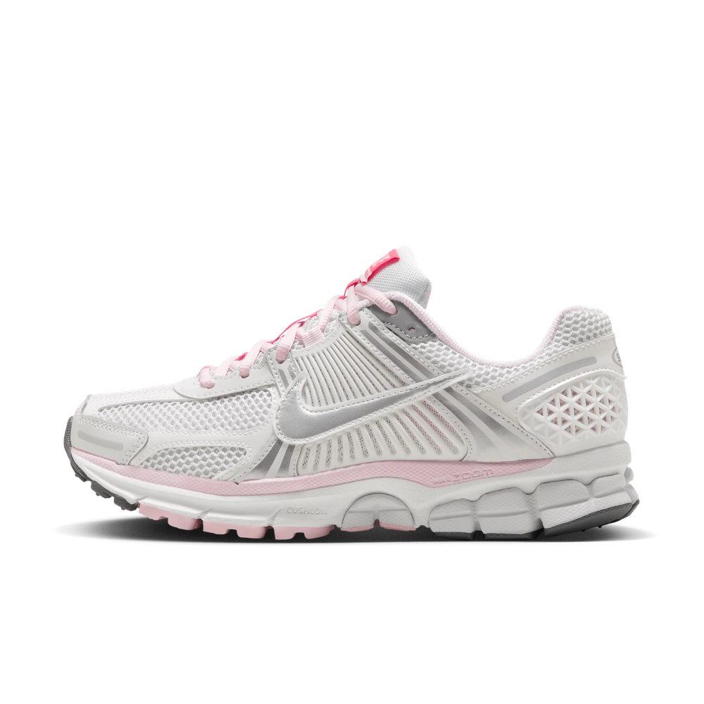 E3B6BF_Nike-Zoom-Vomero-5_White-Pink_FN3695-001_img0
