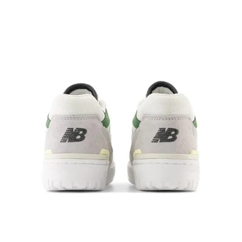 3B4D33_New-Balance-550_SEA-SALT-GREEN_BBW550SG_img1