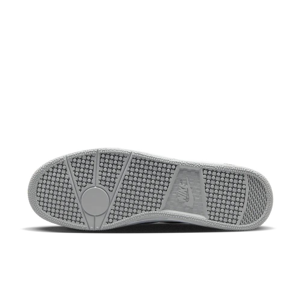 B2B6B7_Nike-Mac-Attack-OG_LIGHT-SMOKE-GREY_FB8938-001_img1