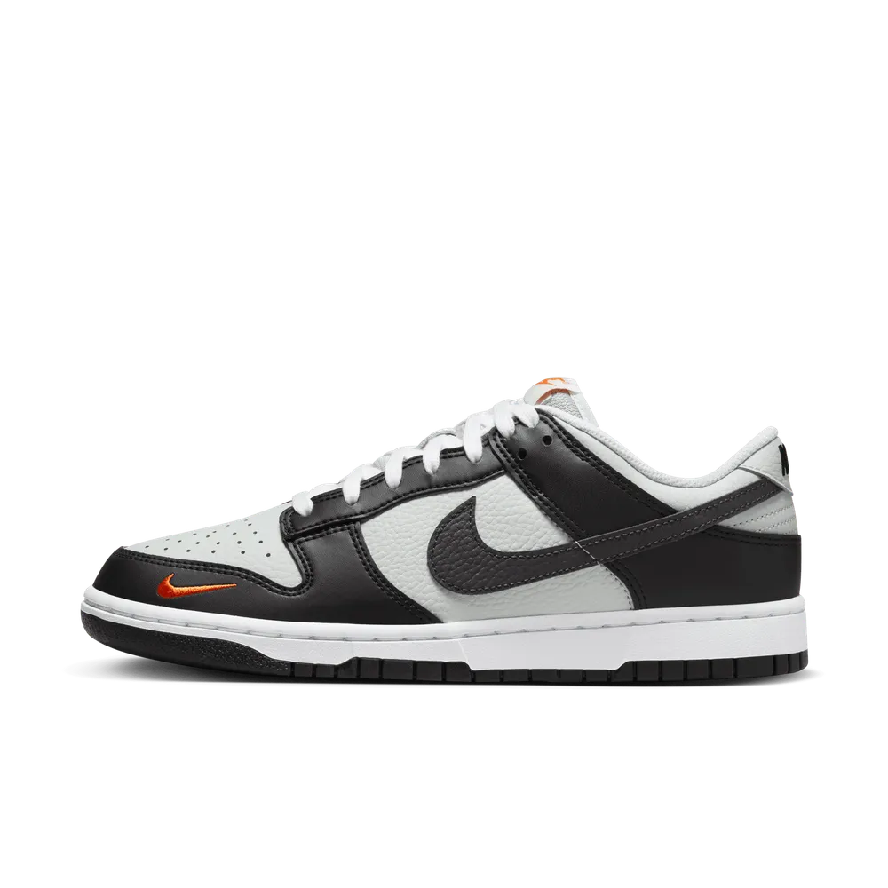BC661B_Nike-Dunk-Low_BLACK-GREY-ORANGE_FN7808-001_img0