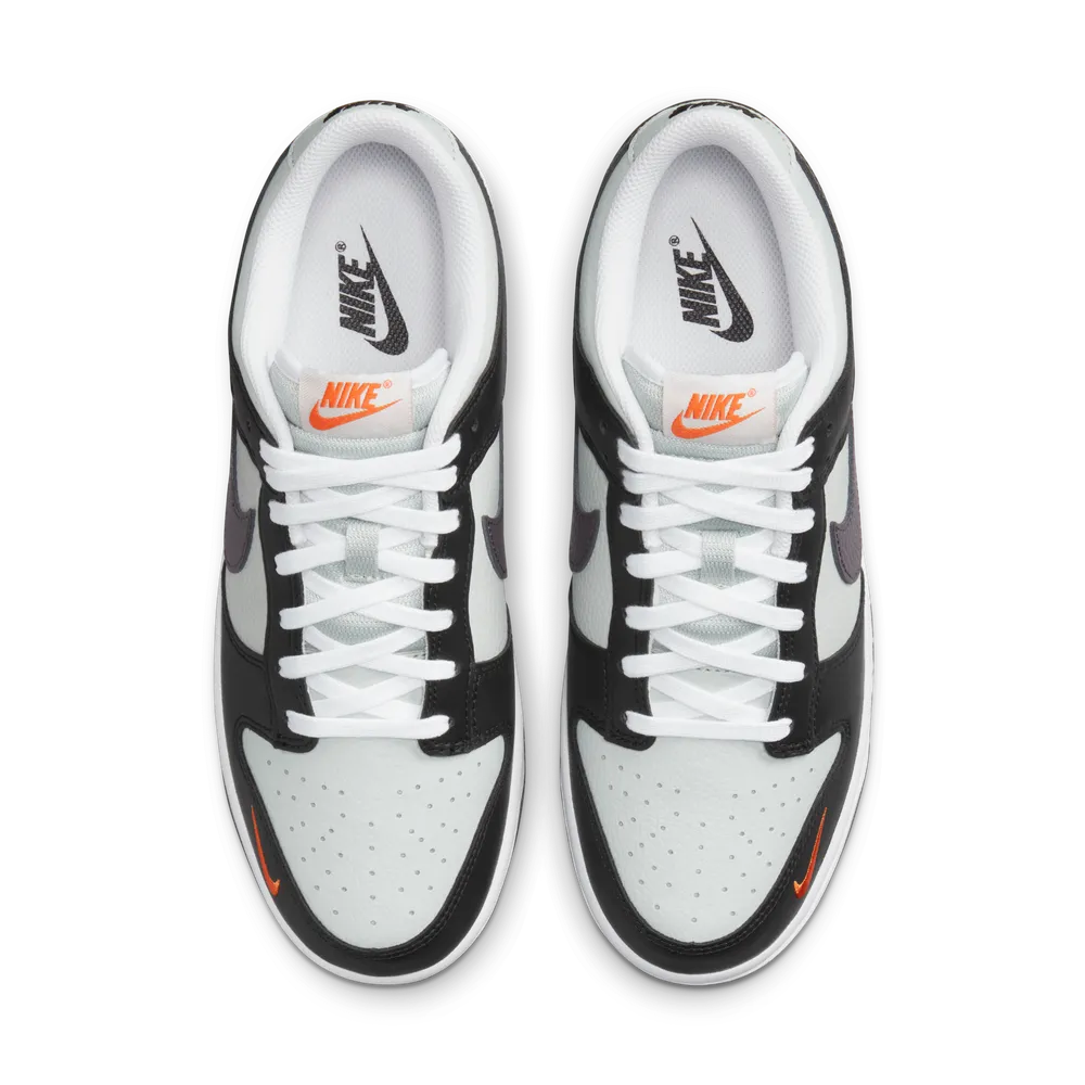BC661B_Nike-Dunk-Low_BLACK-GREY-ORANGE_FN7808-001_img3
