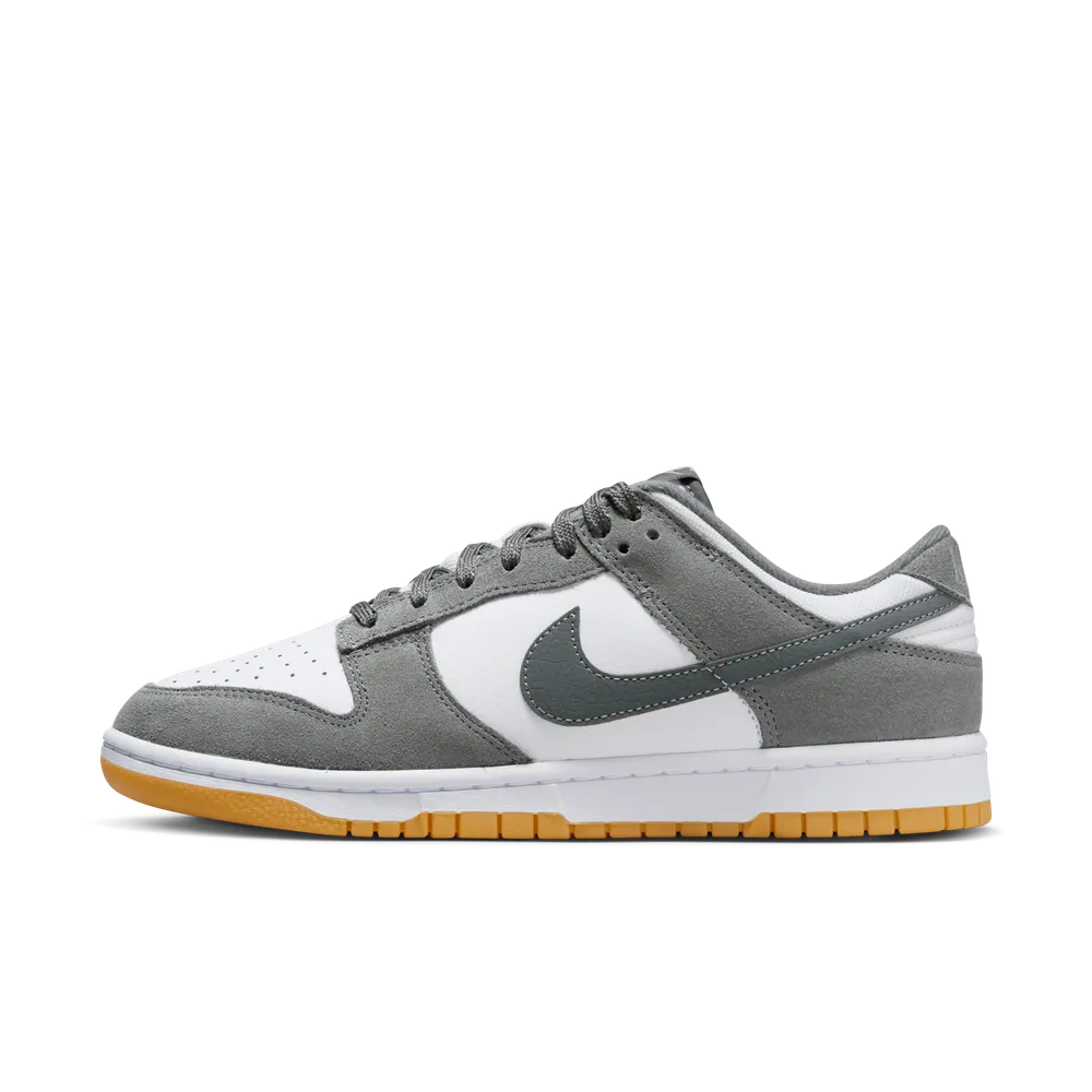 7E837D_Nike-Dunk-Low_SMOKE-GREY_FV0389-100_img0