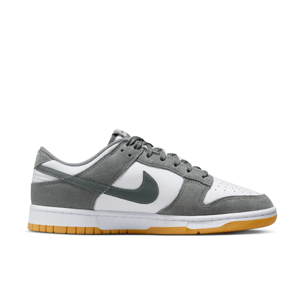 7E837D_Nike-Dunk-Low_SMOKE-GREY_FV0389-100_img2